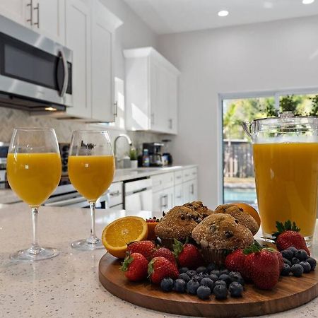 Florida Getaway With Backyard Pool Oasis Villa Sarasota Kültér fotó