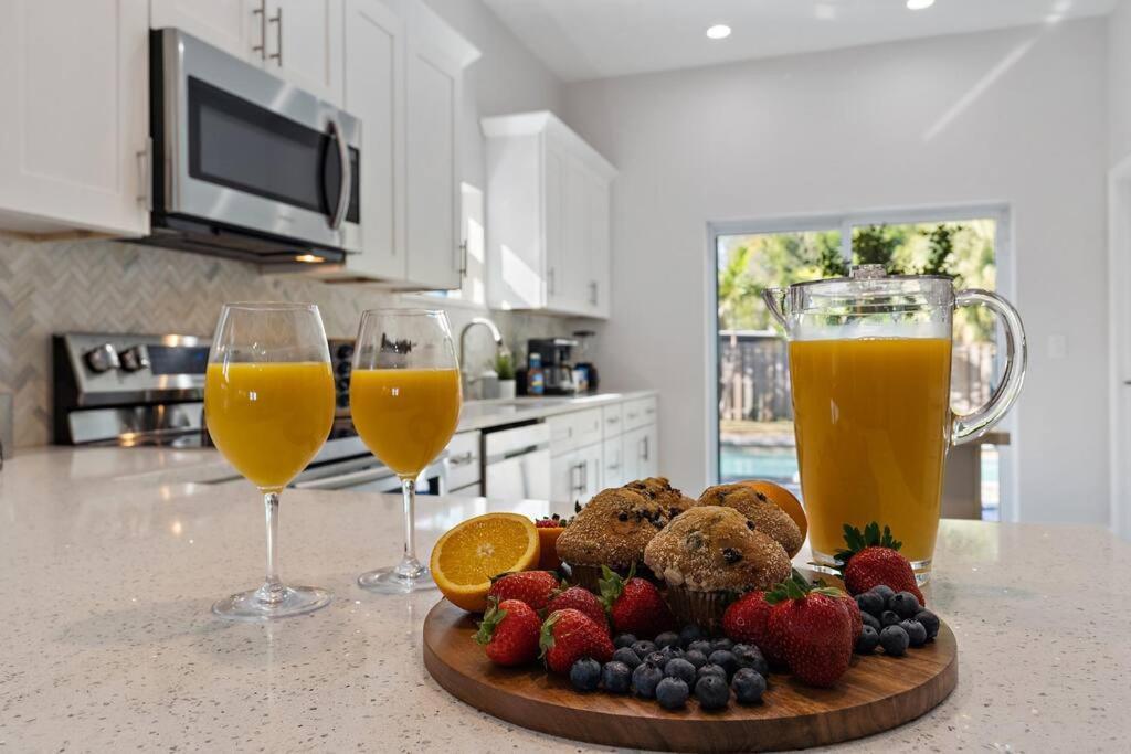 Florida Getaway With Backyard Pool Oasis Villa Sarasota Kültér fotó