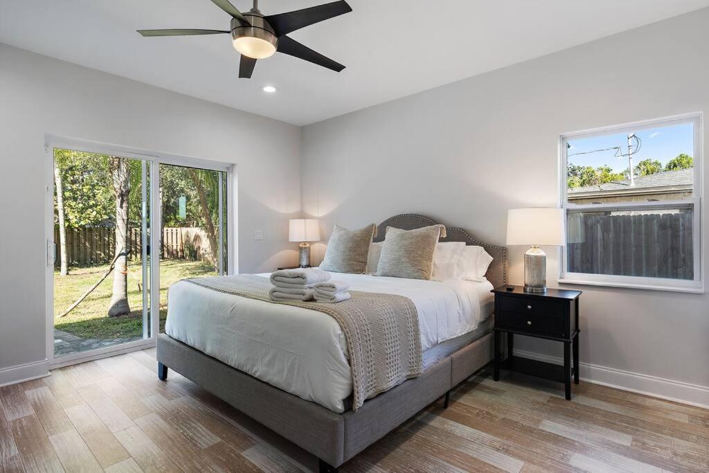 Florida Getaway With Backyard Pool Oasis Villa Sarasota Kültér fotó