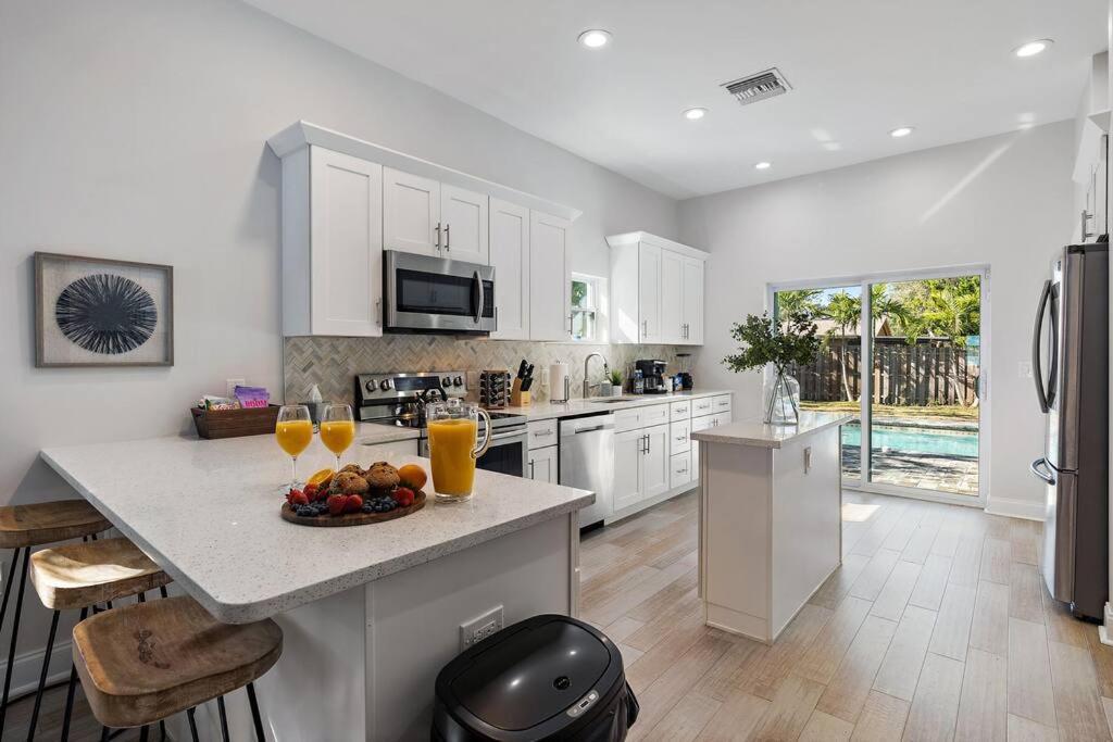 Florida Getaway With Backyard Pool Oasis Villa Sarasota Kültér fotó